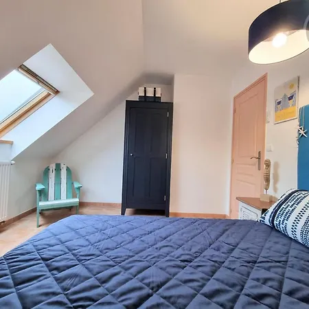 Mansarde Renove A Rambouillet, 2 Chambres, Inclus, Proche Chateau Et Gare. - Fr-1-527-47 Rambouillet